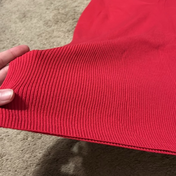 NWOT Banana Republic Red Light Sweater Tank- Size L - Picture 16 of 16